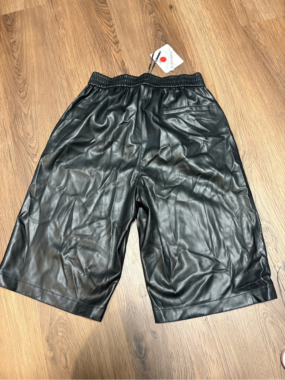 NWT Beatrice .b Faux Leather Black Long Shorts - Picture 10 of 10
